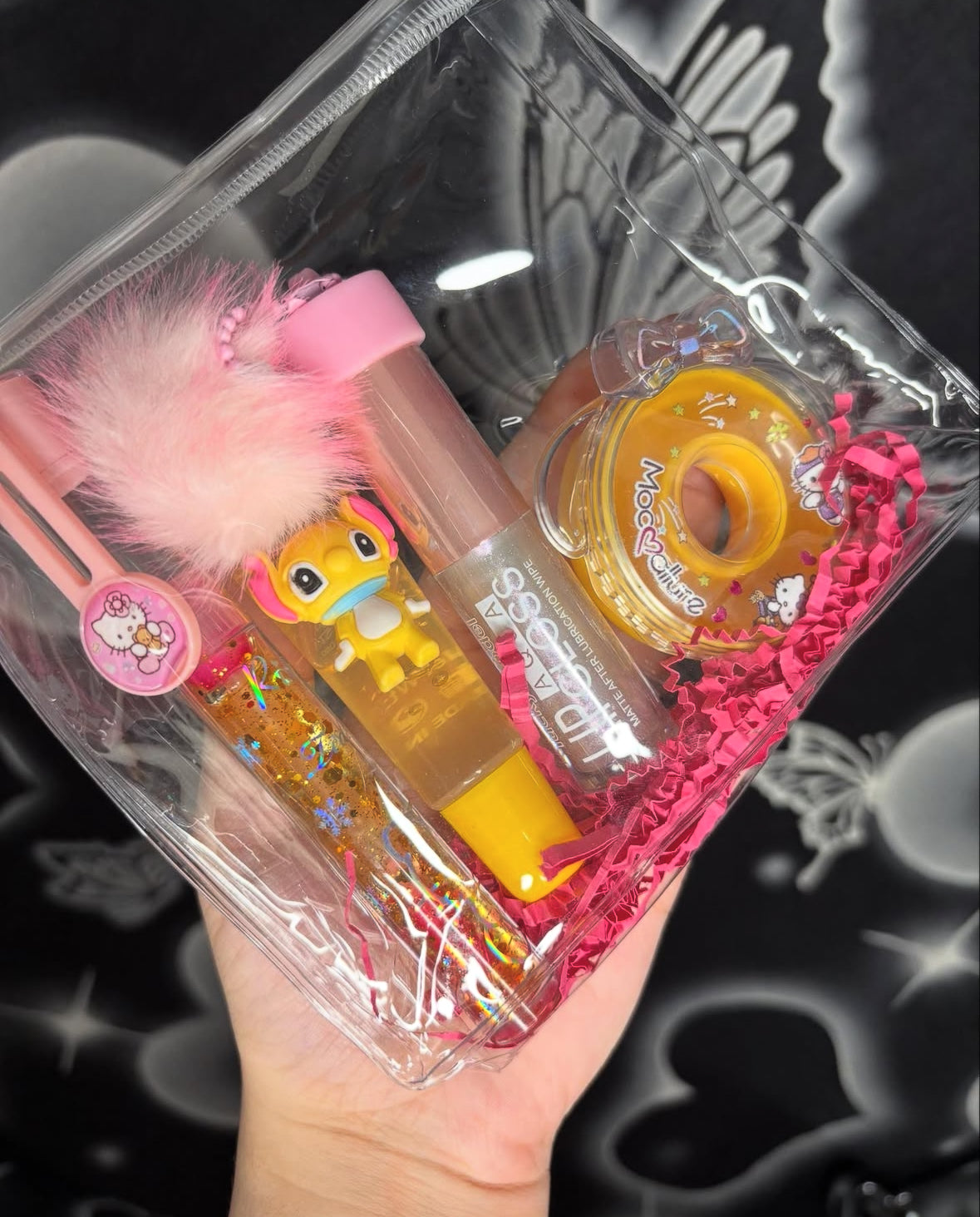 Random lip bundle