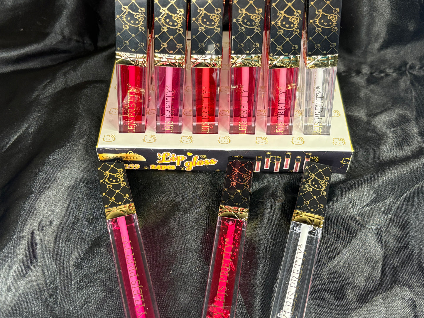 Hello kitty gloss (bundle of 3)